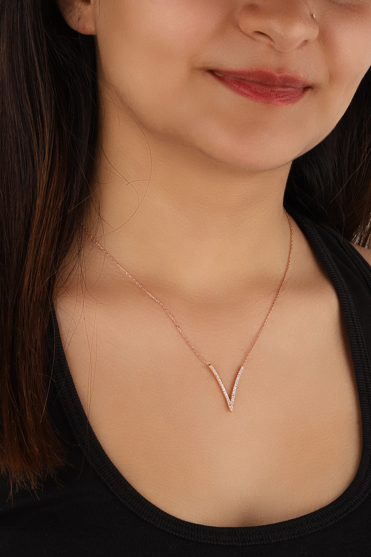 Rose V Model Gümüş Kolye