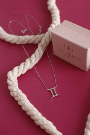 Zirkon Taşlı İkizler Burcu Gümüş Kolye
